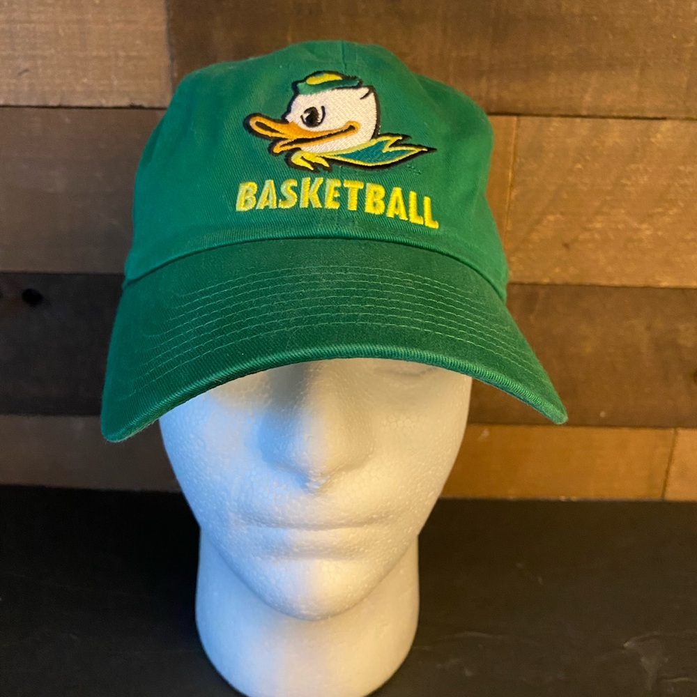 Nike Oregon‎ Ducks Heritage86 Puddles Green Basketball HAT CAP.